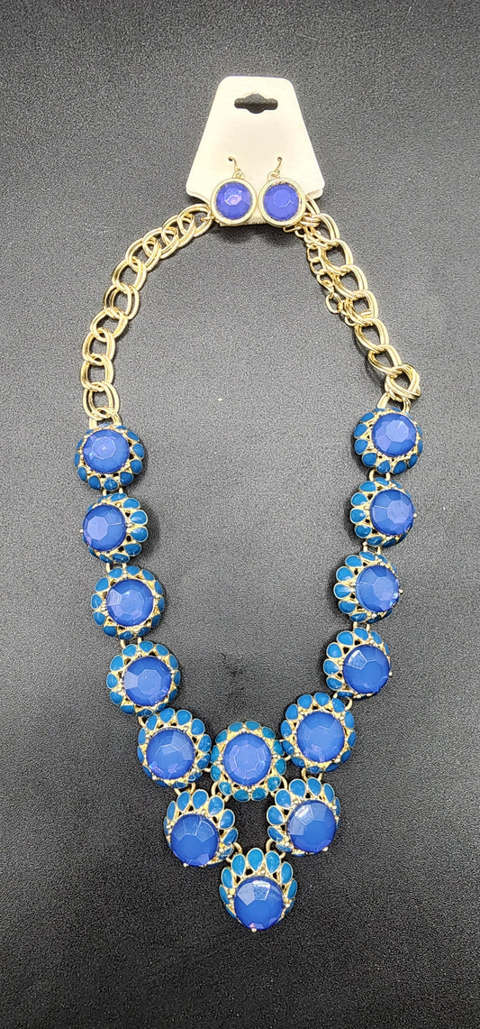 Blue and gold necklace set